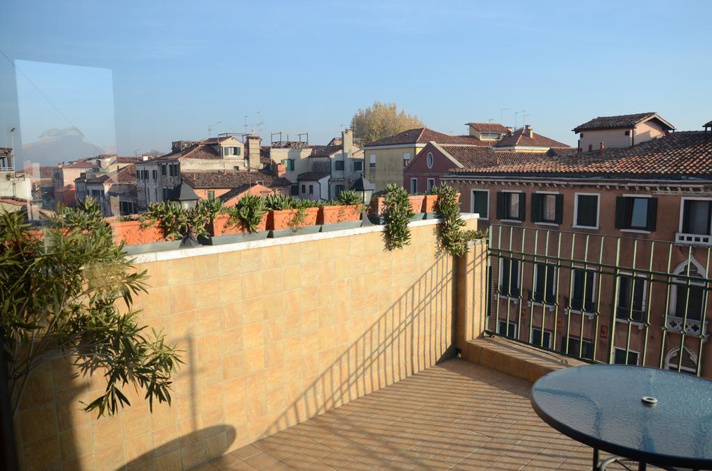 Ca' Delfina * Venedig